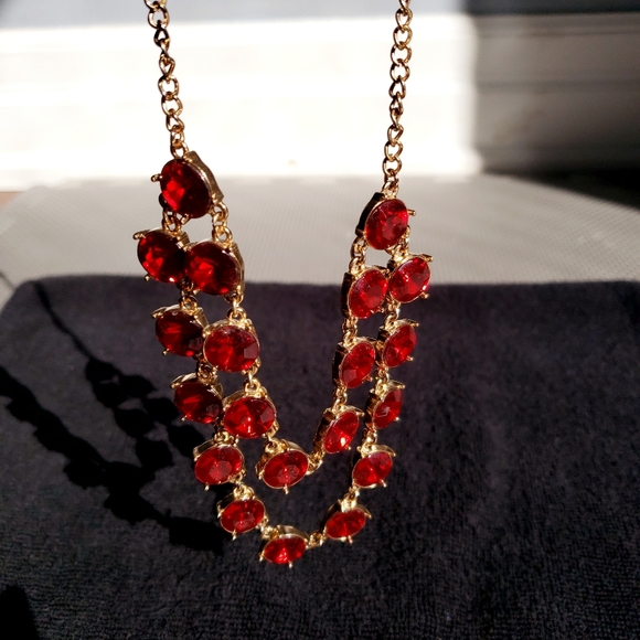 unknown Jewelry - Ruby Red Necklace & Earrings Set